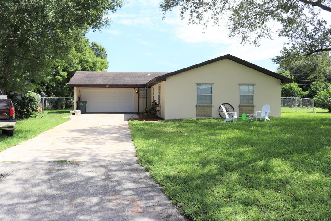 Recently Sold: $199,900 (3 beds, 2 baths, 1290 Square Feet)