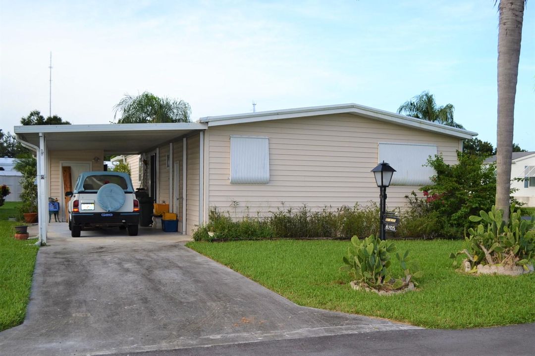 Recently Sold: $65,000 (2 beds, 2 baths, 1608 Square Feet)