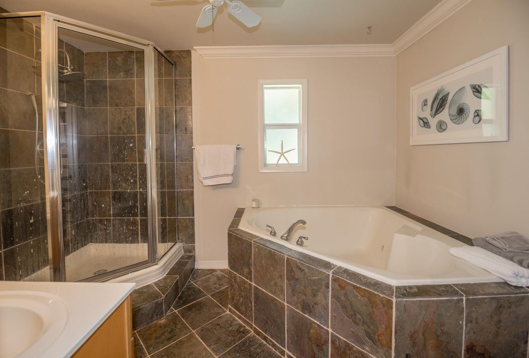最近租的: $2,995 (3 贝兹, 2 浴室, 1700 平方英尺)