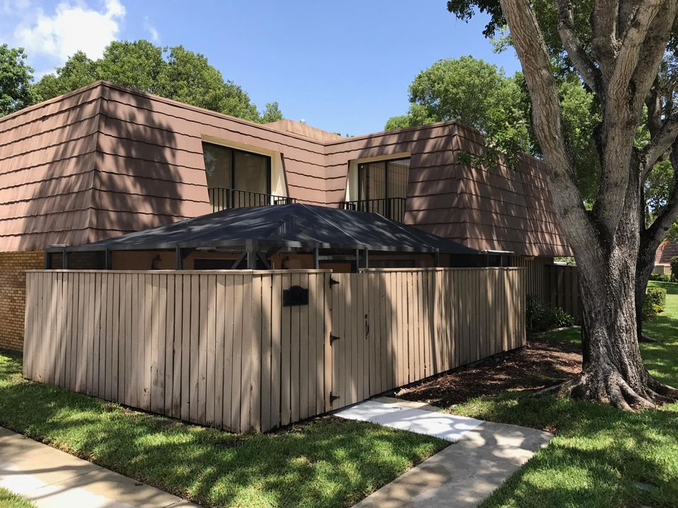 最近租的: $1,700 (2 贝兹, 2 浴室, 1236 平方英尺)