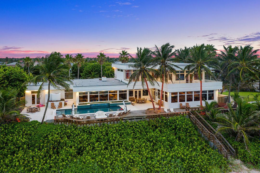 Recently Sold: $13,750,000 (5 beds, 5 baths, 12000 Square Feet)