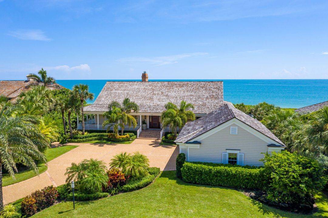 Recently Sold: $4,200,000 (4 beds, 3 baths, 6436 Square Feet)