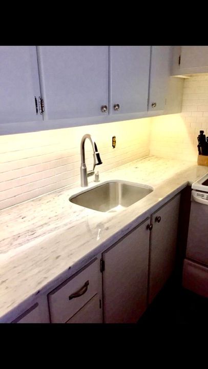 For Rent: $1,425 (1 beds, 1 baths, 700 Square Feet)