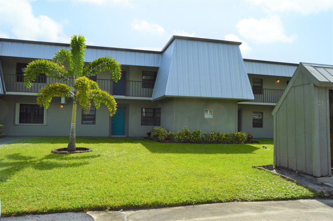 Recently Sold: $84,900 (2 beds, 2 baths, 1190 Square Feet)