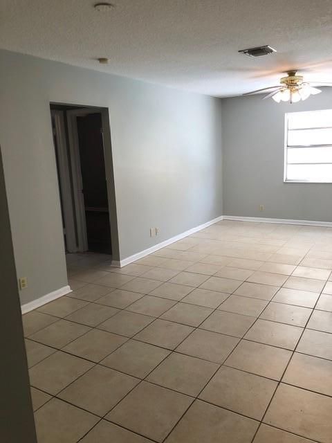 Recently Sold: $2,700 (4 beds, 2 baths, 1646 Square Feet)