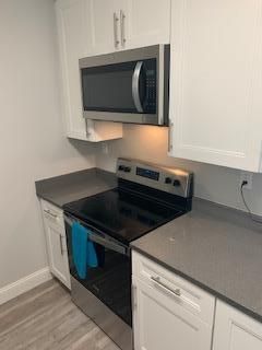 Recently Rented: $1,600 (2 beds, 2 baths, 957 Square Feet)