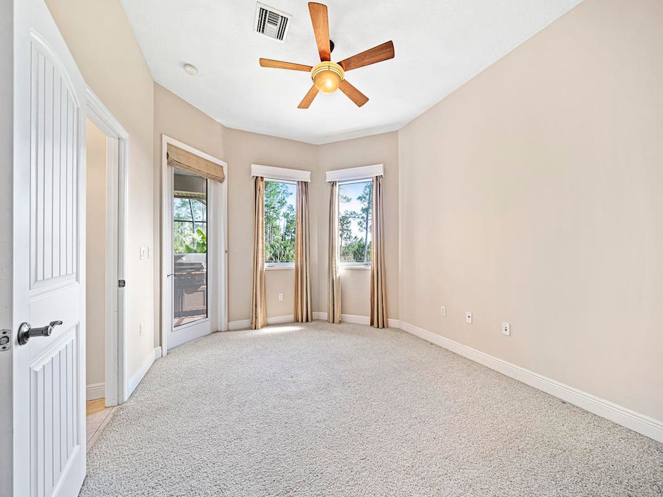 Recently Sold: $745,000 (3 beds, 3 baths, 3705 Square Feet)