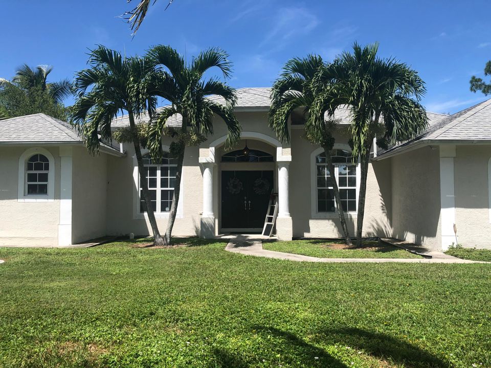 Recently Sold: $425,000 (4 beds, 3 baths, 2882 Square Feet)