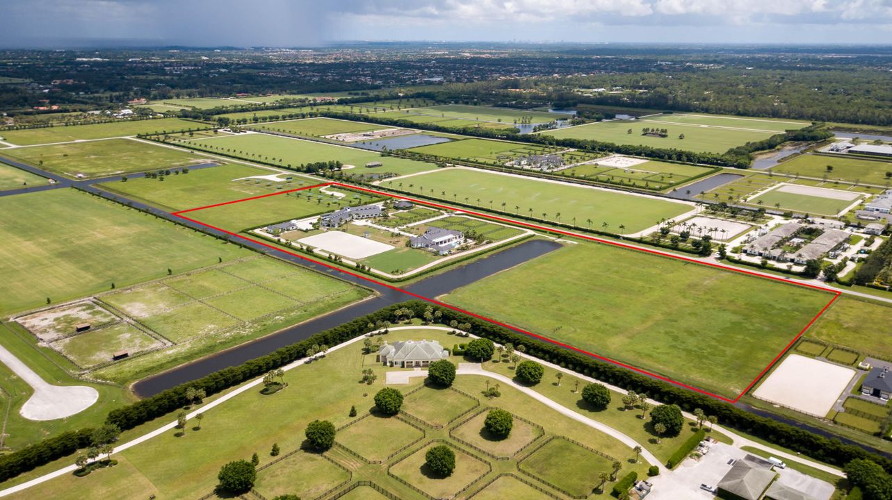 Vendido Recientemente: $15,500,000 (6 camas, 8 baños, 7562 Pies cuadrados)