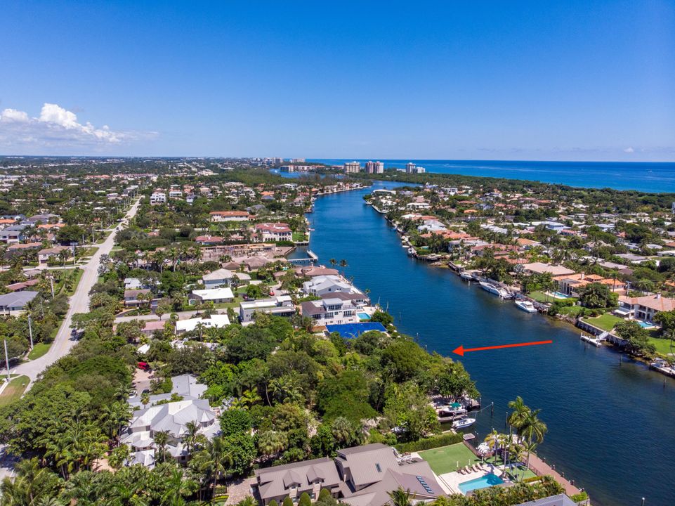 Recently Sold: $7,998,000 (2 beds, 2 baths, 2130 Square Feet)