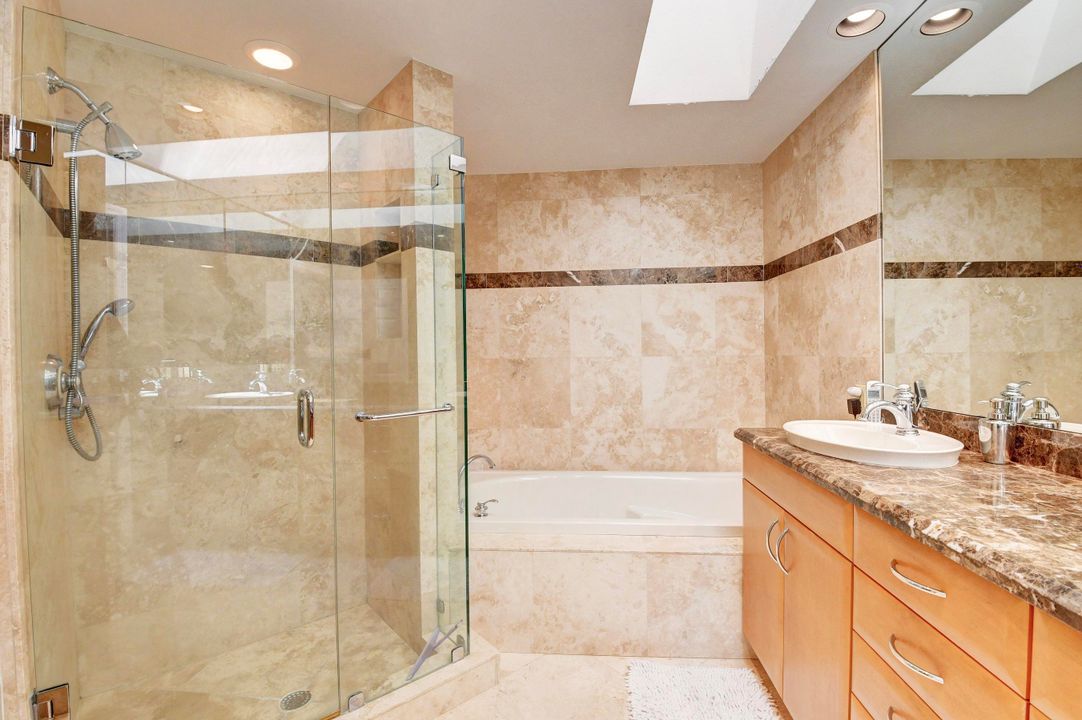 Недавно арендовано: $8,500 (3 спален, 3 ванн, 2317 Квадратных фут)