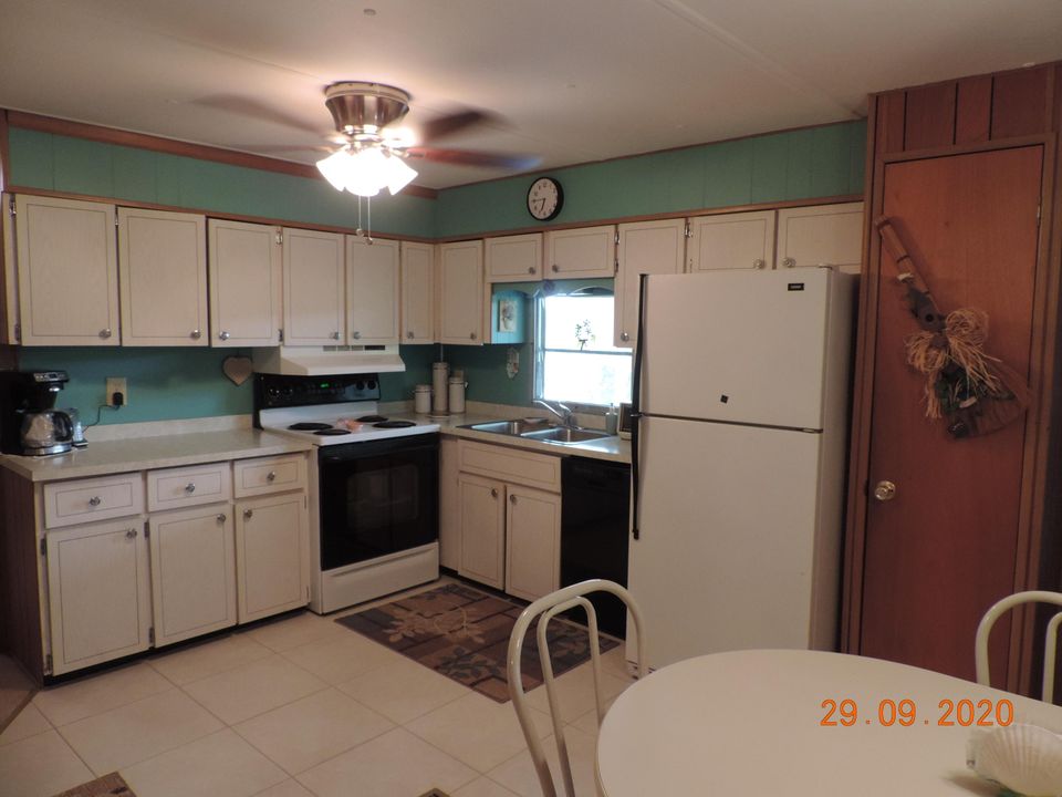 Recently Sold: $16,500 (2 beds, 2 baths, 1000 Square Feet)