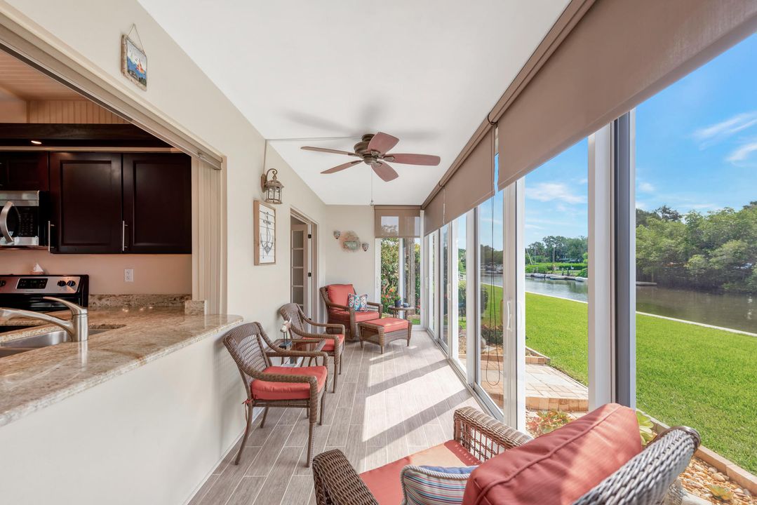 Recently Sold: $392,000 (2 beds, 2 baths, 1400 Square Feet)