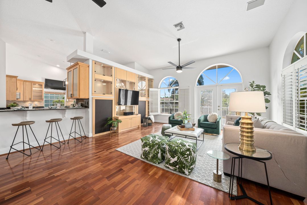 Recently Sold: $1,100,000 (3 beds, 3 baths, 2375 Square Feet)