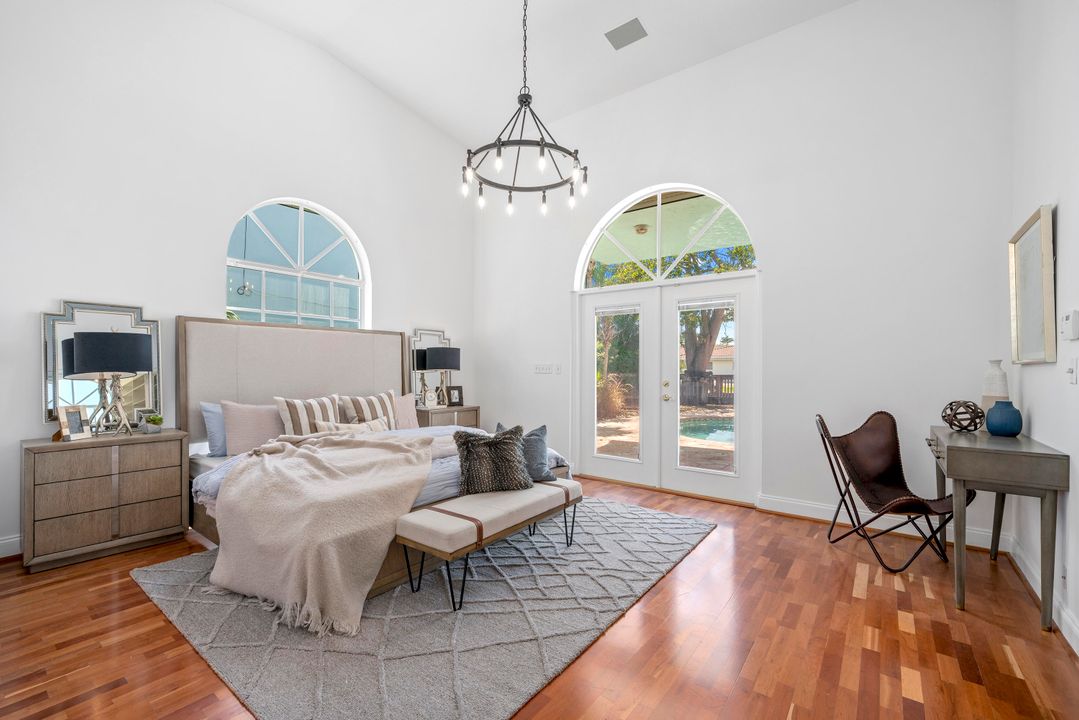Recently Sold: $1,100,000 (3 beds, 3 baths, 2375 Square Feet)