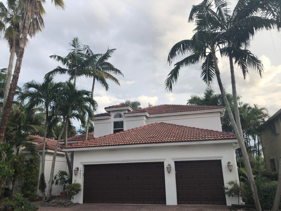 Recently Sold: $589,000 (3 beds, 2 baths, 3526 Square Feet)