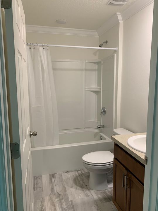 Recently Rented: $750 (1 beds, 1 baths, 200 Square Feet)