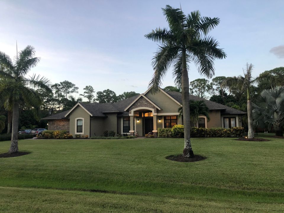Recently Sold: $1,335,000 (6 beds, 5 baths, 4619 Square Feet)