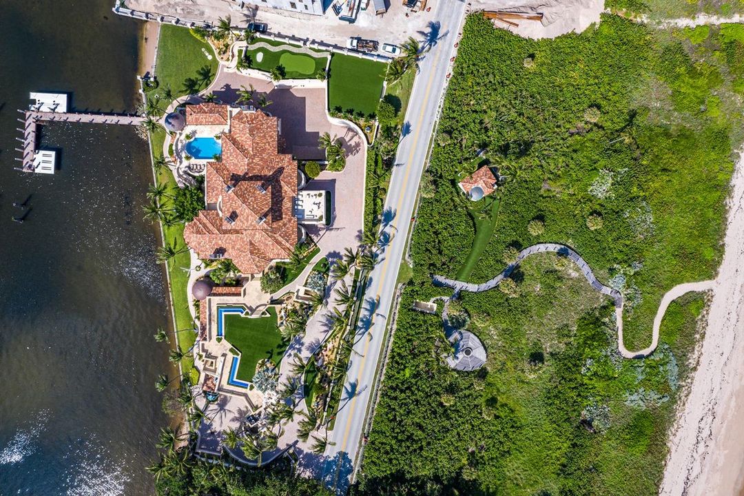 Recently Sold: $24,500,000 (9 beds, 9 baths, 12181 Square Feet)