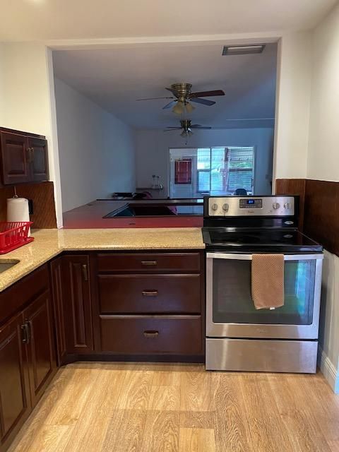 Recently Sold: $105,000 (2 beds, 2 baths, 1000 Square Feet)