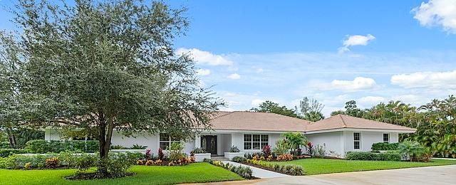 Recently Sold: $867,000 (4 beds, 3 baths, 3350 Square Feet)