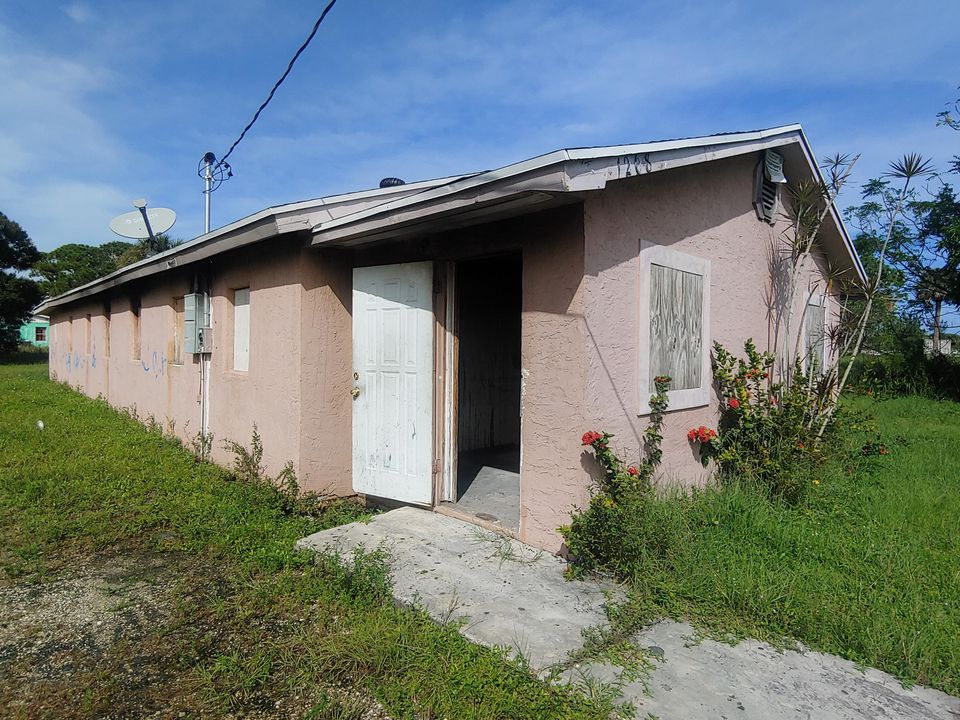 Recently Sold: $45,000 (7 beds, 2 baths, 1653 Square Feet)
