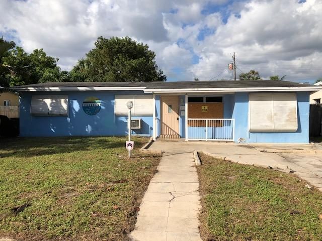 Recently Sold: $184,900 (3 beds, 1 baths, 1308 Square Feet)