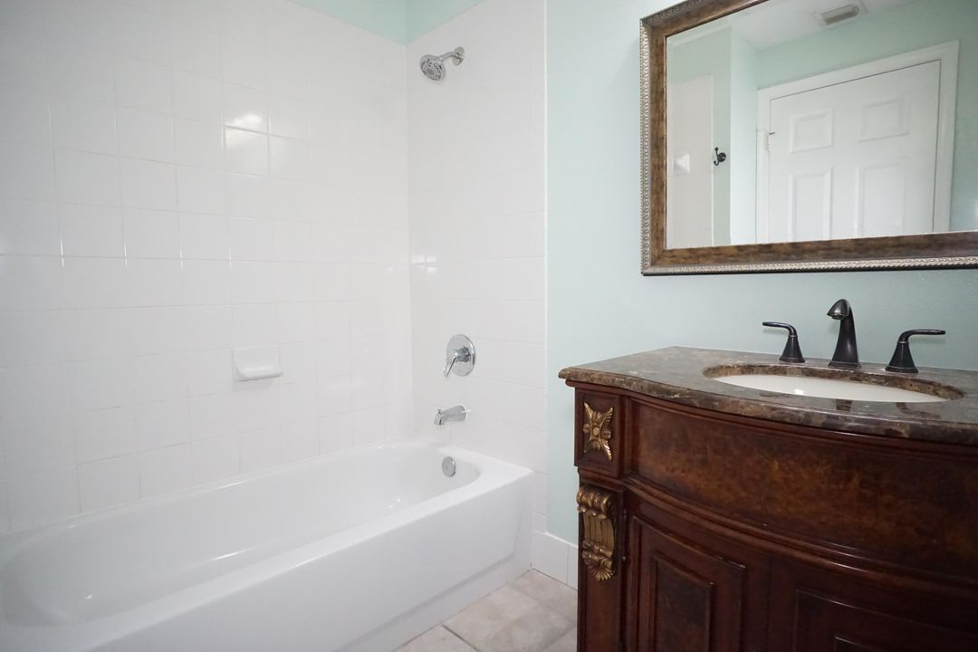 最近租的: $1,950 (2 贝兹, 2 浴室, 1101 平方英尺)