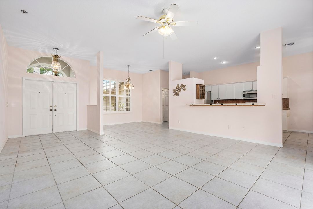 Recently Sold: $400,000 (3 beds, 2 baths, 1678 Square Feet)