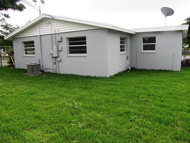 Recently Sold: $195,000 (3 beds, 1 baths, 1000 Square Feet)