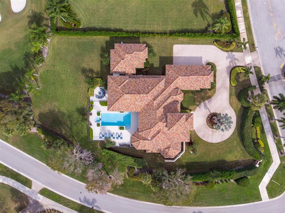Recently Sold: $1,499,000 (5 beds, 6 baths, 5078 Square Feet)