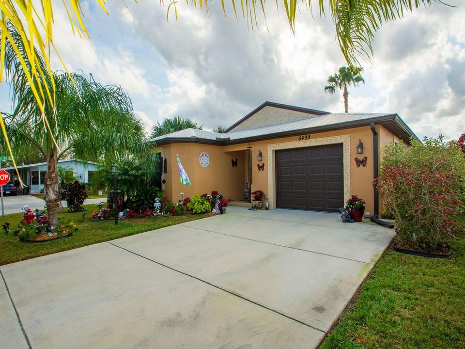 Recently Sold: $124,900 (3 beds, 2 baths, 1723 Square Feet)