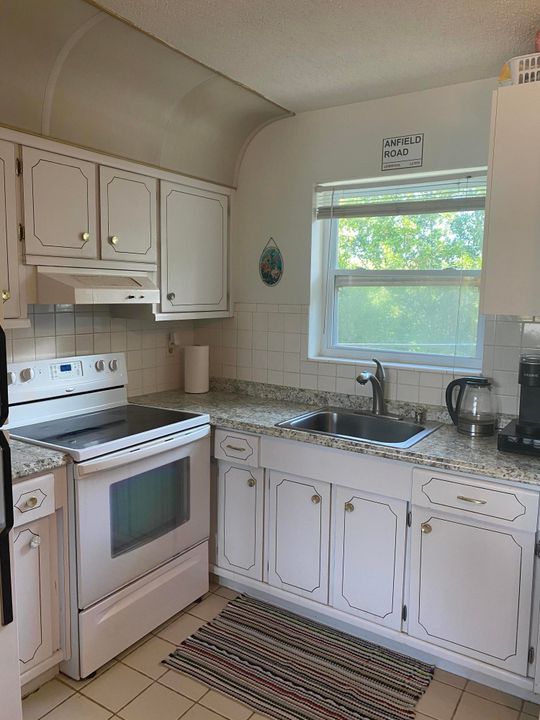 Recently Sold: $95,000 (1 beds, 1 baths, 600 Square Feet)
