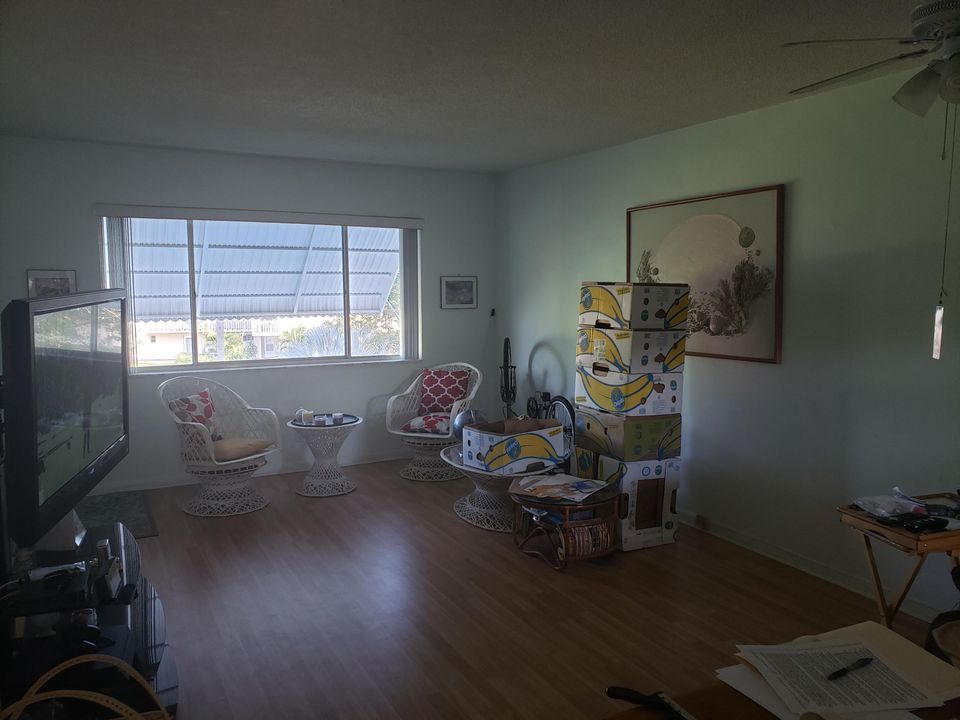 Vendido Recientemente: $42,500 (1 camas, 1 baños, 744 Pies cuadrados)