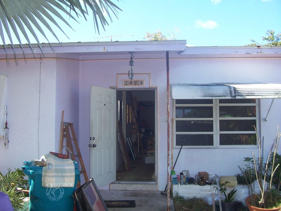 Vendido Recientemente: $96,900 (2 camas, 1 baños, 742 Pies cuadrados)