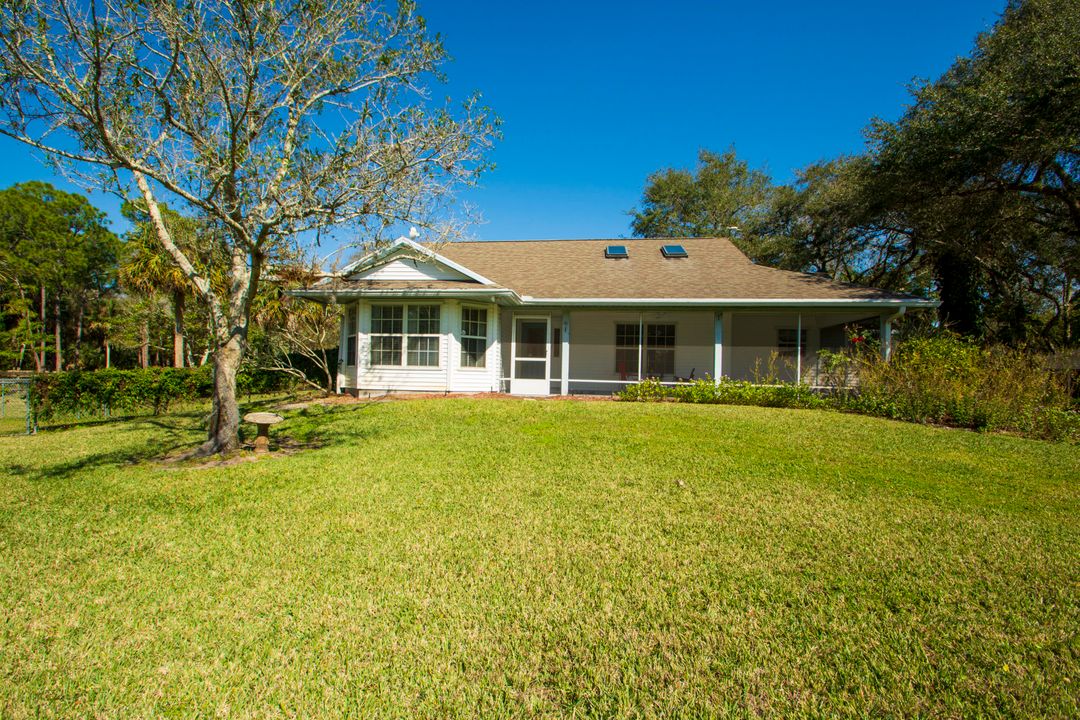 Vendido Recientemente: $575,000 (4 camas, 3 baños, 1899 Pies cuadrados)