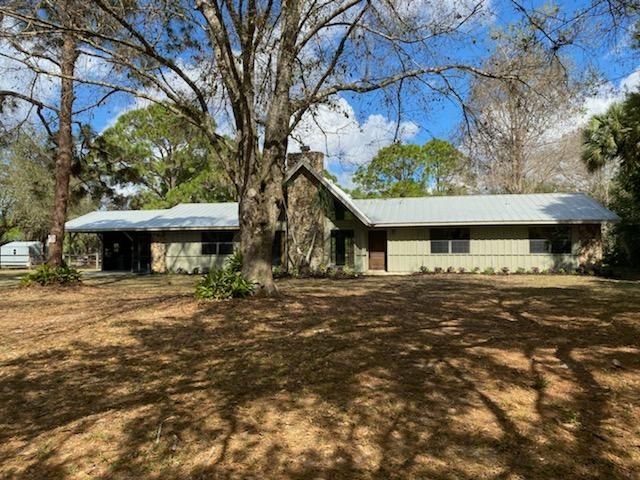 Recently Sold: $375,000 (3 beds, 2 baths, 2491 Square Feet)