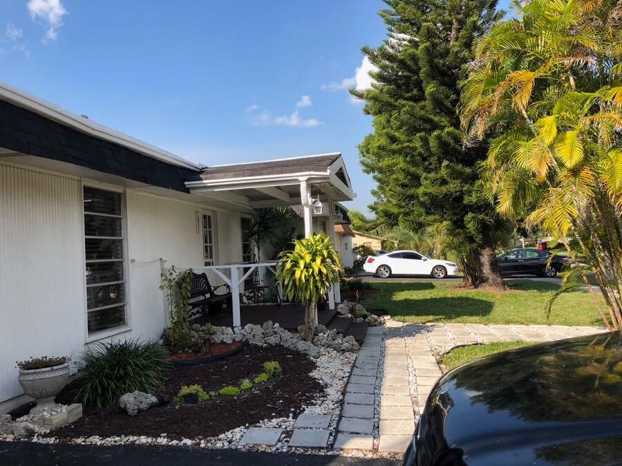 Recently Sold: $320,000 (3 beds, 2 baths, 1591 Square Feet)