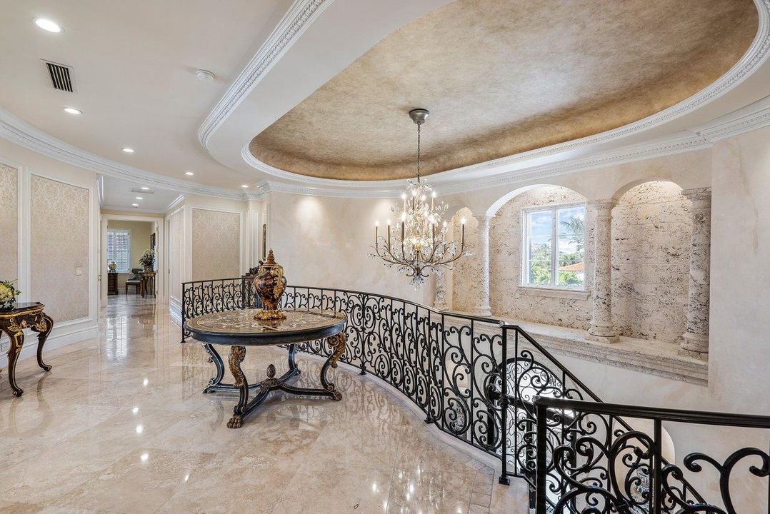 Recently Sold: $22,900,000 (8 beds, 9 baths, 9413 Square Feet)