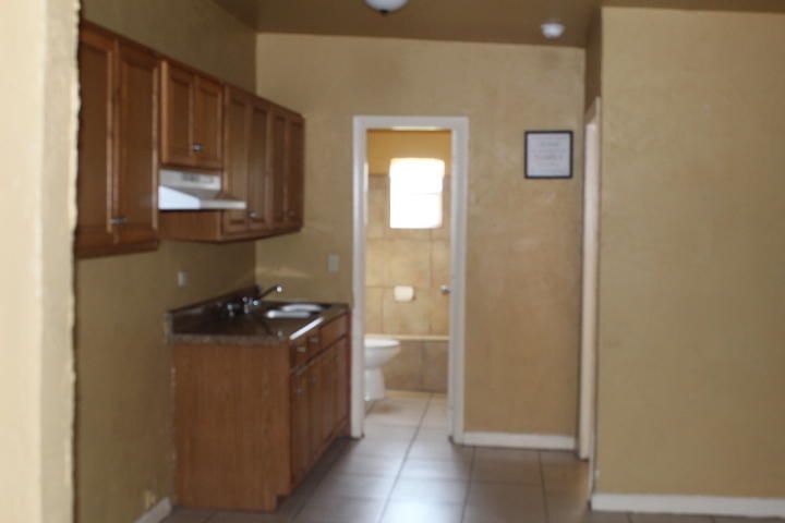 Recently Sold: $110,000 (4 beds, 2 baths, 1088 Square Feet)