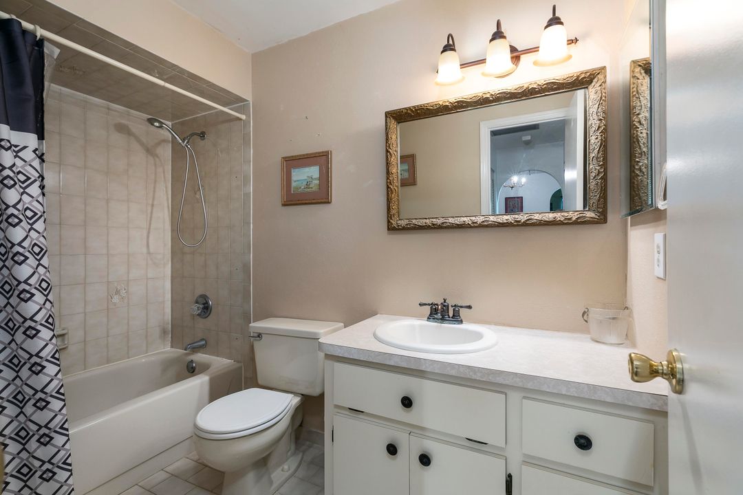 最近售出: $425,000 (2 贝兹, 2 浴室, 1826 平方英尺)