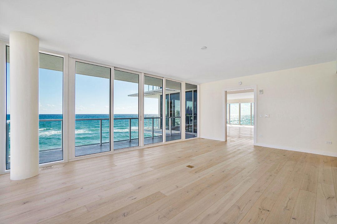 Recently Sold: $5,350,000 (3 beds, 3 baths, 3390 Square Feet)