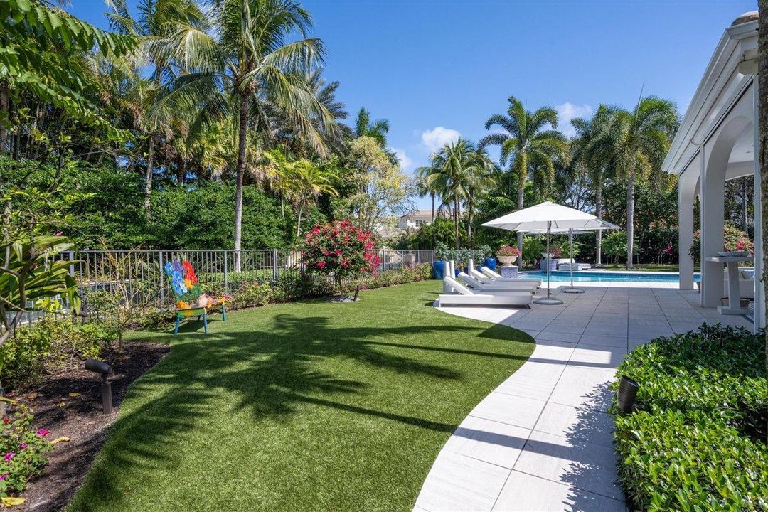 Recently Sold: $3,695,000 (4 beds, 4 baths, 4901 Square Feet)