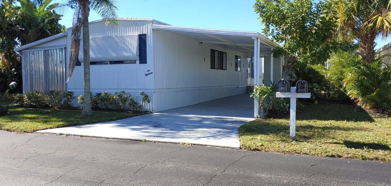 Recently Sold: $39,800 (2 beds, 2 baths, 1100 Square Feet)