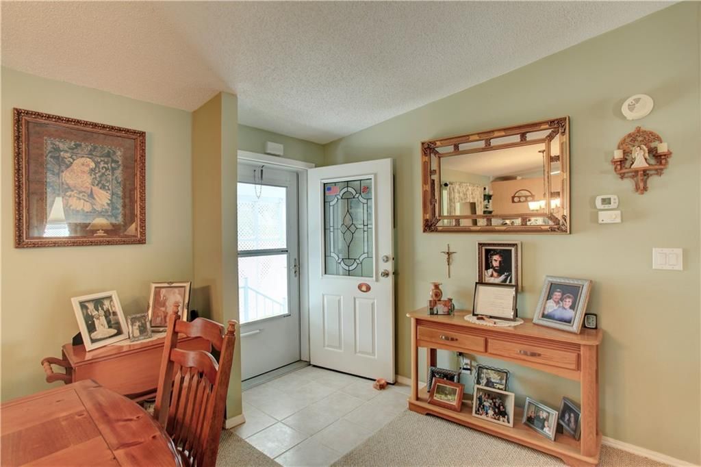 Recently Sold: $160,000 (3 beds, 2 baths, 1512 Square Feet)