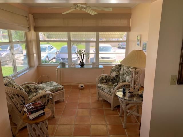 Recently Sold: $99,900 (2 beds, 1 baths, 1021 Square Feet)