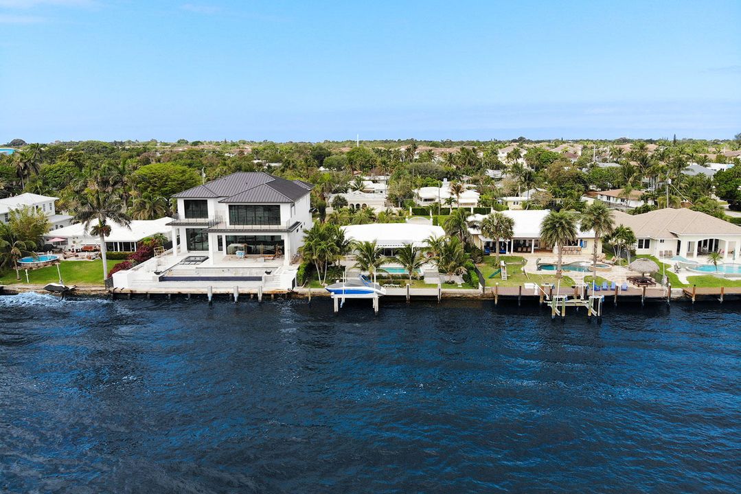 Recently Rented: $15,000 (2 beds, 2 baths, 1752 Square Feet)