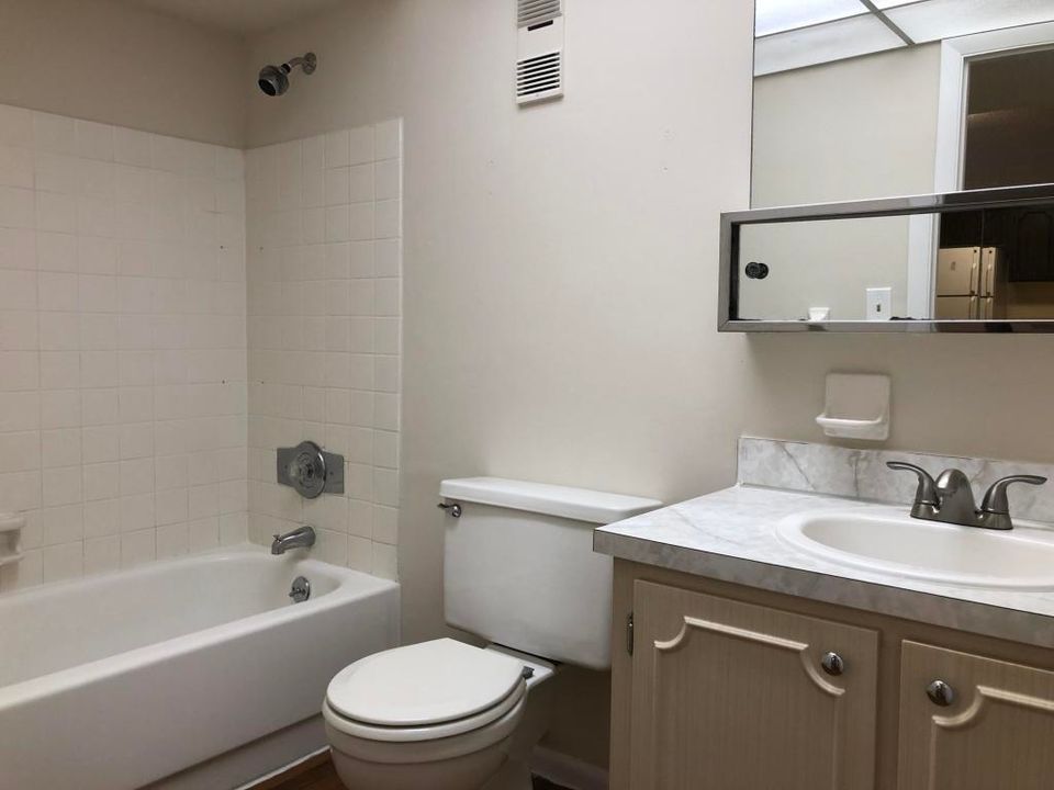 Недавно арендовано: $1,450 (2 спален, 2 ванн, 936 Квадратных фут)
