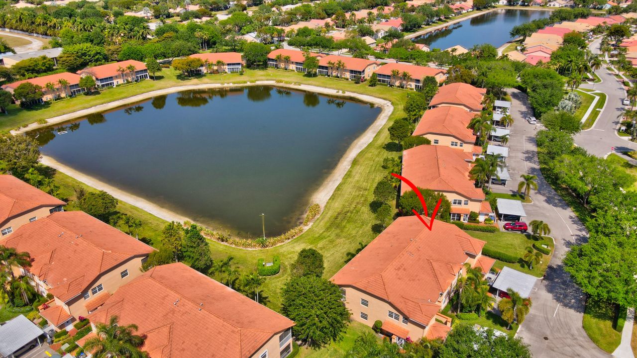 Recently Sold: $265,000 (2 beds, 2 baths, 1822 Square Feet)