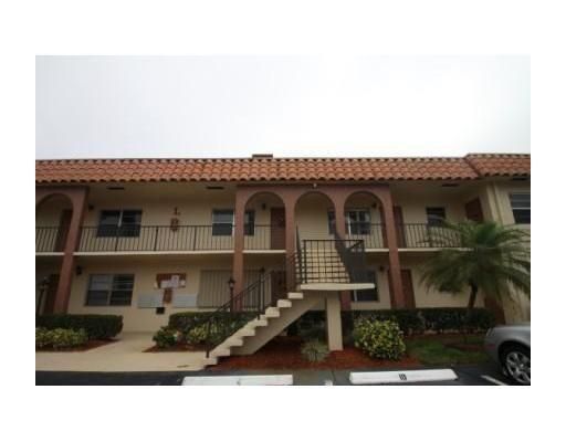Recently Sold: $135,000 (1 beds, 1 baths, 685 Square Feet)
